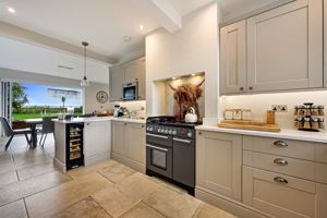 Photo 43- click for photo gallery